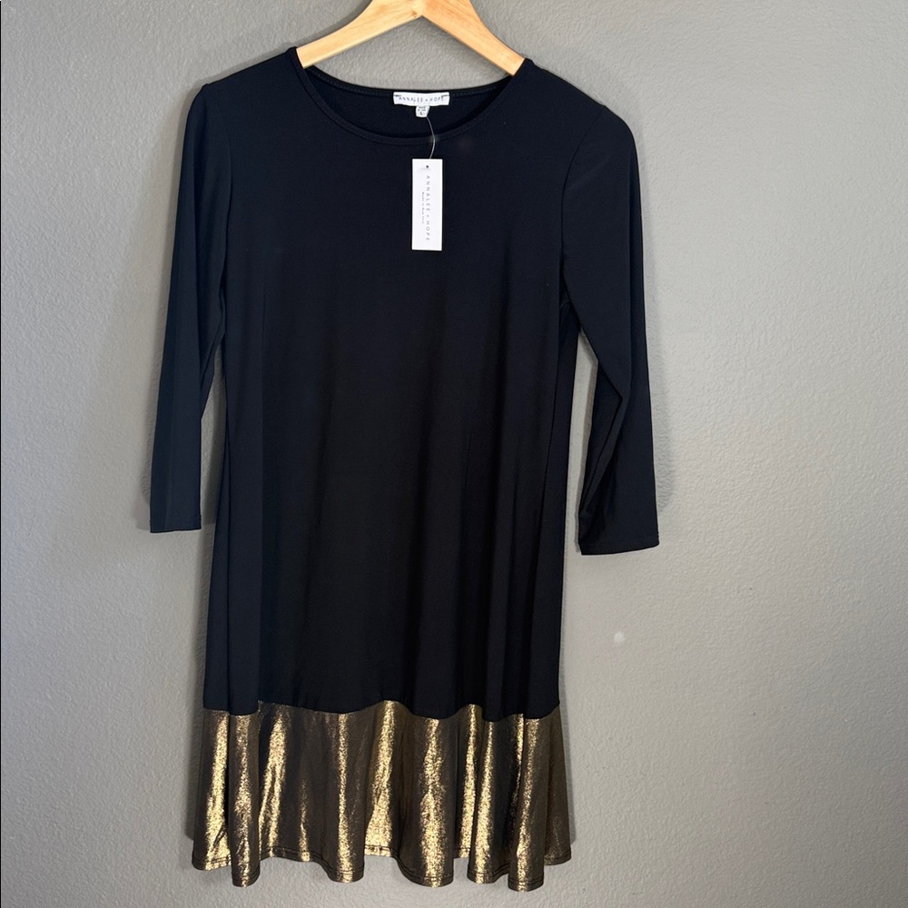 NWT Annalee + Hope Black Dress with Gold Hem Small